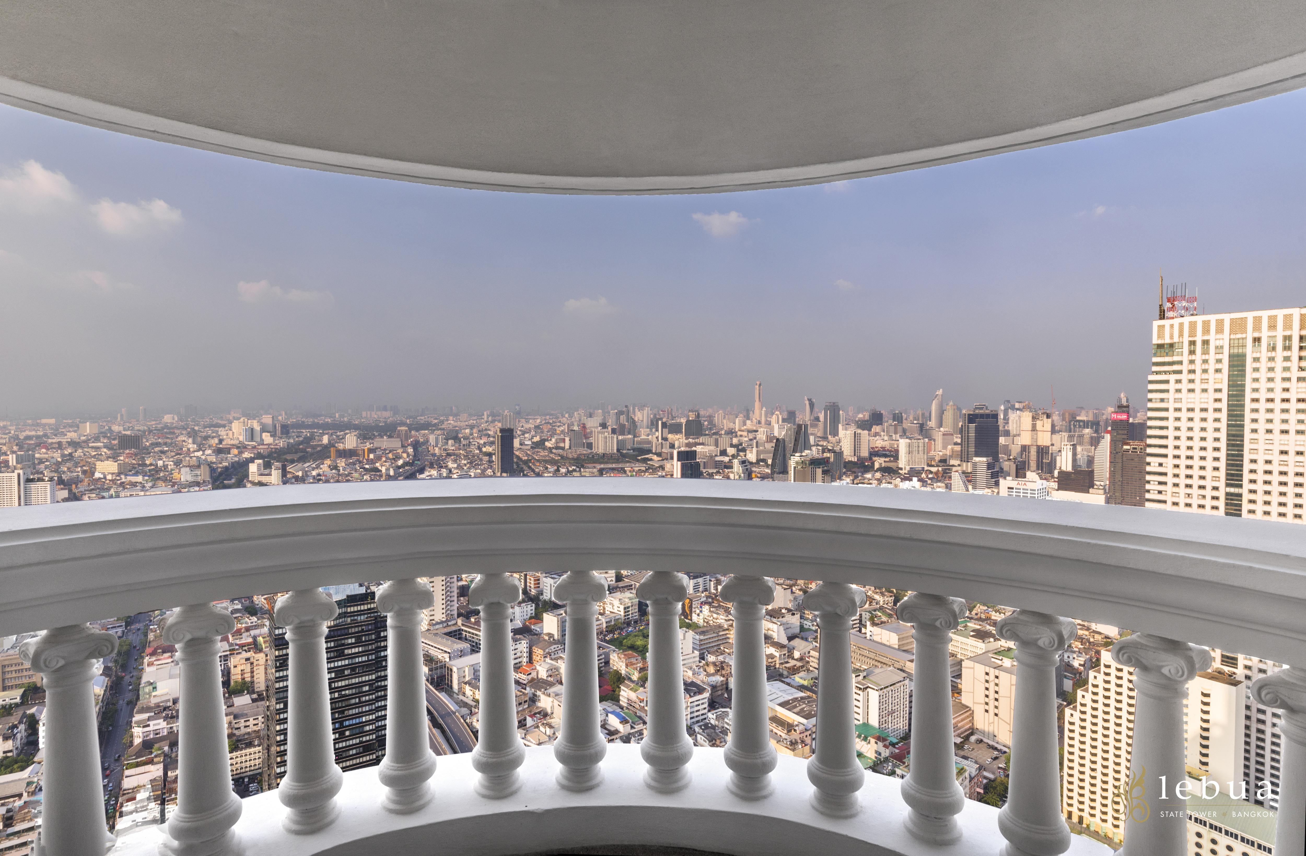 Отель Lebua At State Tower Бангкок Экстерьер фото