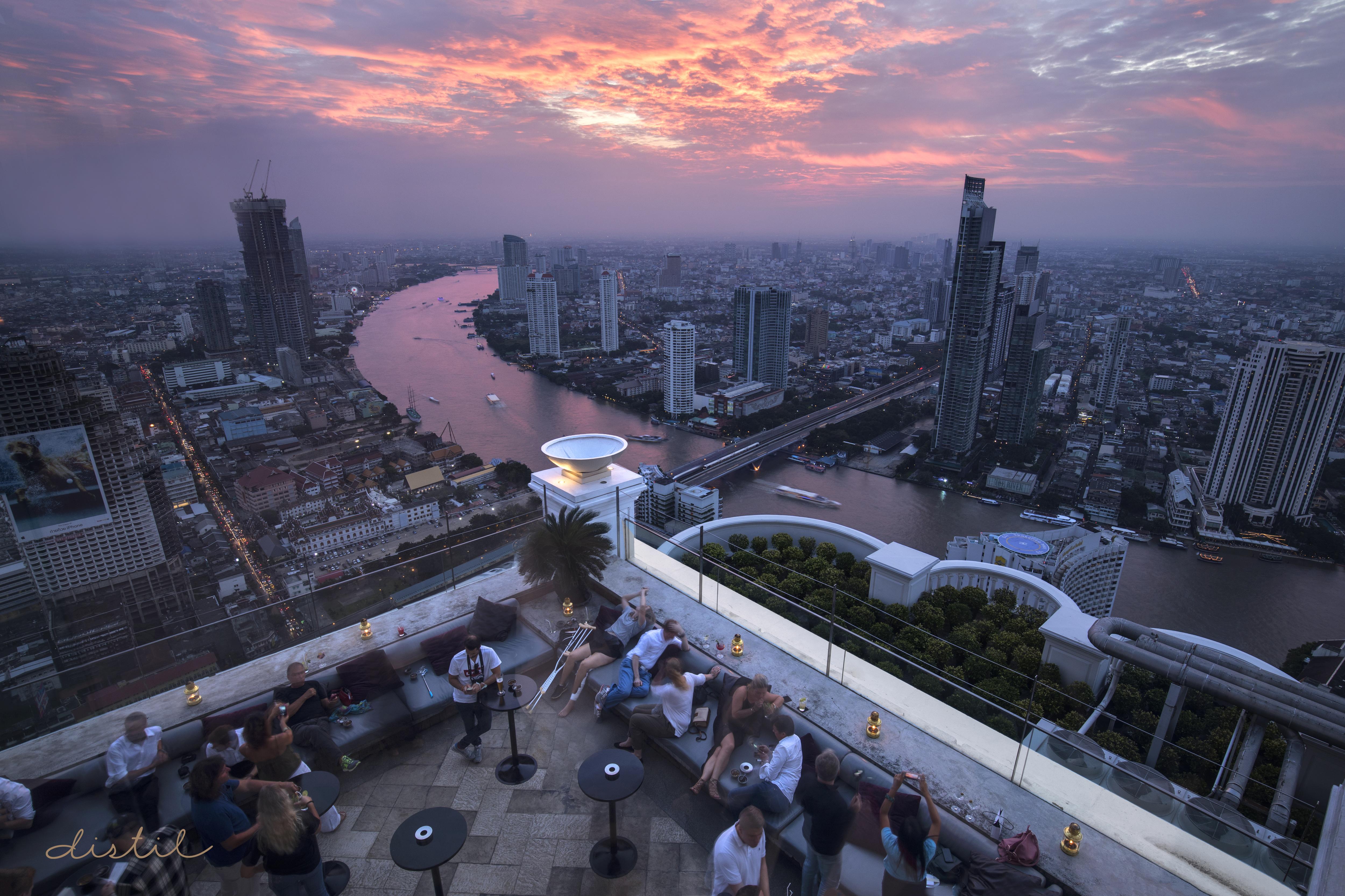 Отель Lebua At State Tower Бангкок Экстерьер фото