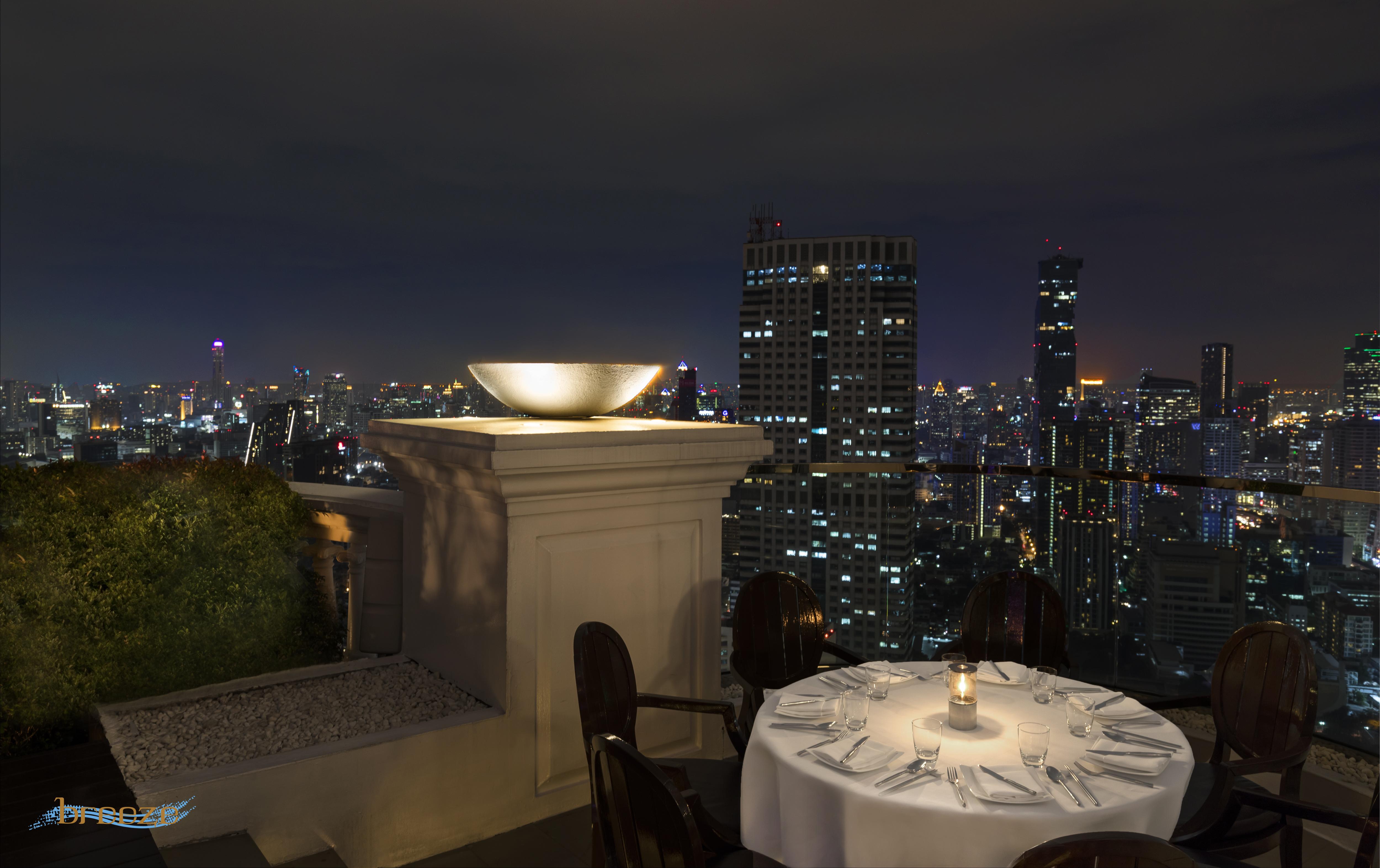 Отель Lebua At State Tower Бангкок Экстерьер фото